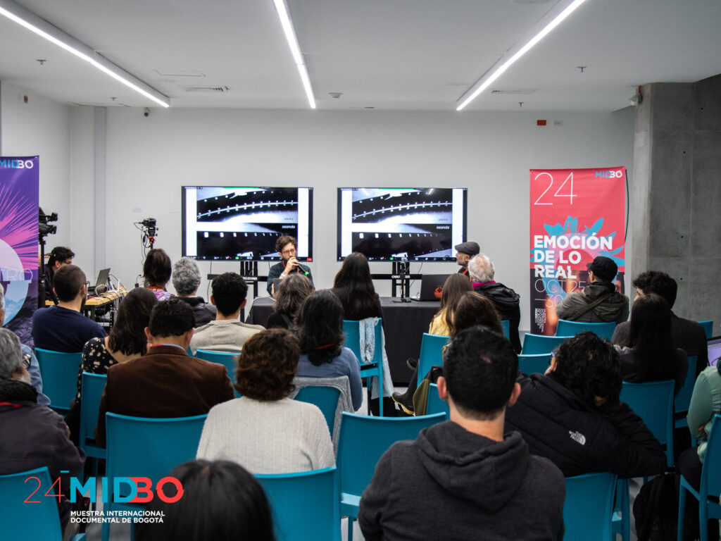 Seminario El archivo de lo real, un atlas de emociones. Foto: Inhouse audiovisual